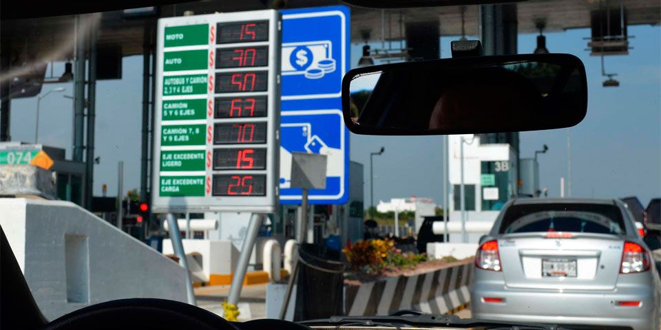 Proponen bajar tarifa en casetas a quienes viven cerca de autopistas