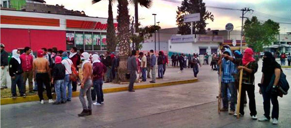 Policía agredido por CETEG presenta daño cerebral