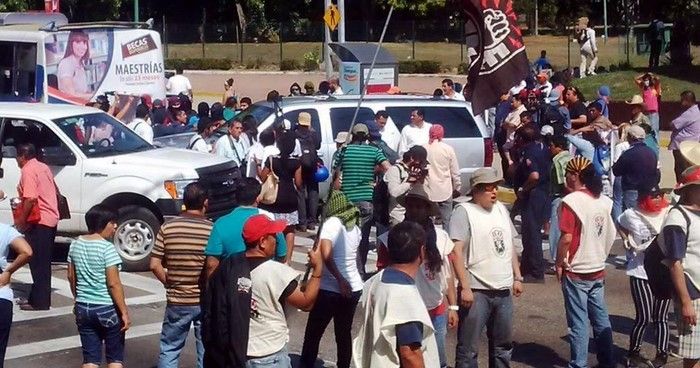 Retiran plantón de Acapulco tras 4 horas