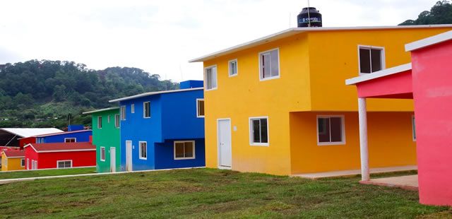 Gobierno federal entrega más de 17 mil viviendas en el país