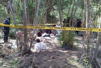 Encuentran fosa con un cuerpo en Guerrero Encuentran fosa con un cuerpo en Guerrero