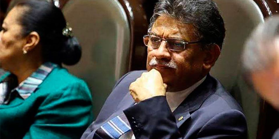 Compra de casa de Videgaray se debe investigar: PRD Compra de casa de Videgaray se debe investigar: PRD