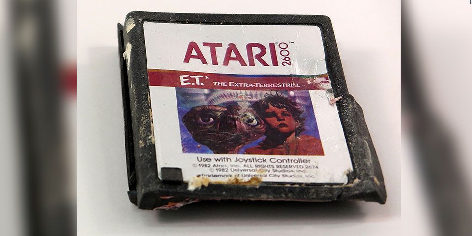Videojuego de E.T. entra a colección del Smithsoniano Videojuego de E.T. entra a colección del Smithsoniano