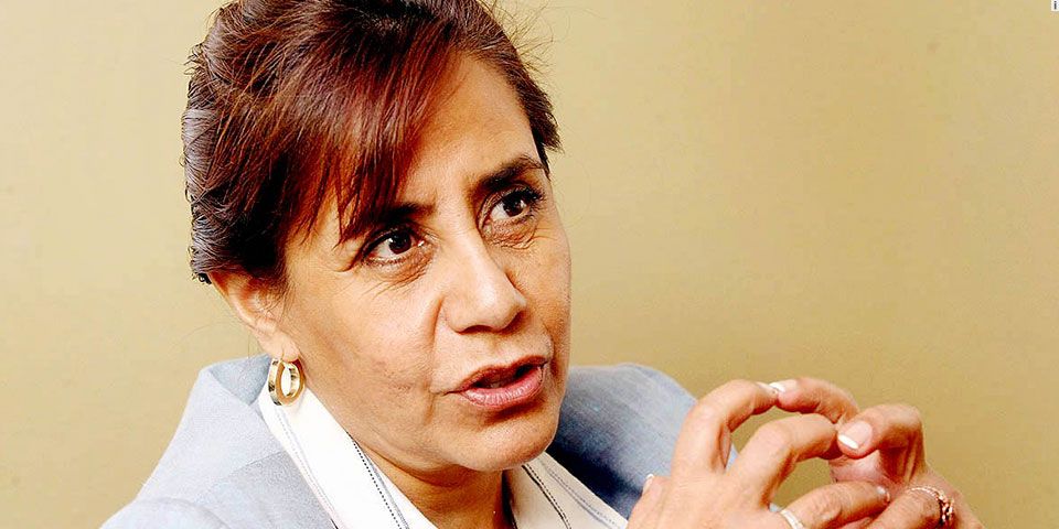 Sería complicado gobernar con dos mandos en Michoacán: Cocoa Calderón