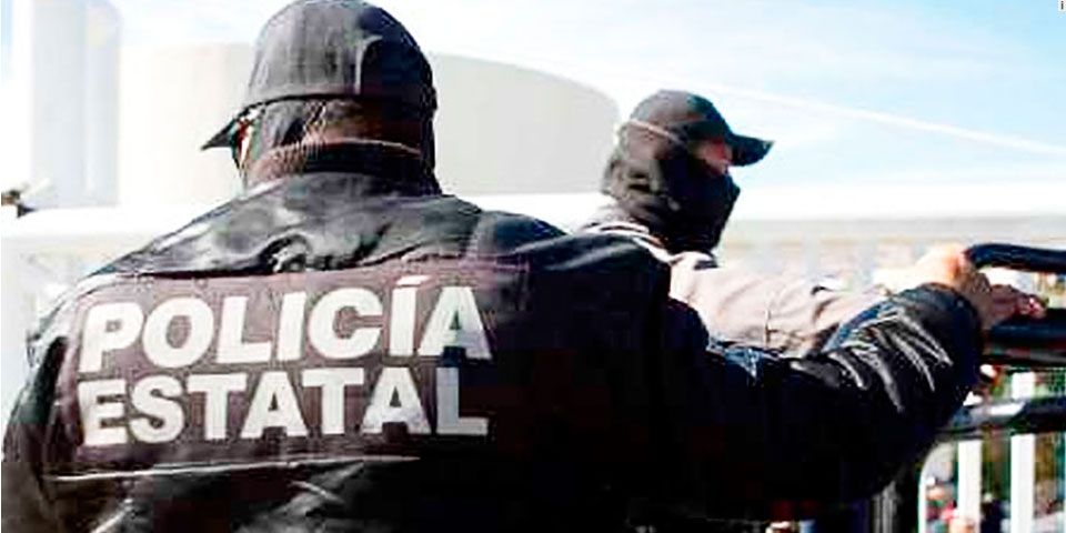 Suspenden a 2 policías de Oaxaca por morder a sus compañeras Suspenden a 2 policías de Oaxaca por morder a sus compañeras