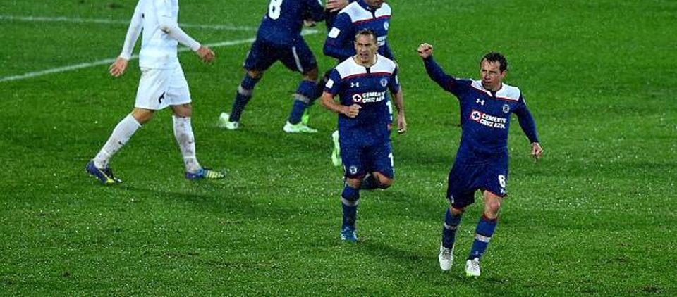 Cruz Azul gana en el Mundial de Clubes y enfrentará al Madrid Cruz Azul gana en el Mundial de Clubes y enfrentará al Madrid