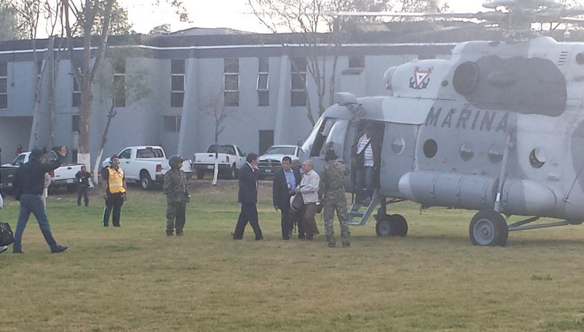 Hipólito Mora es presentado ante la PGJ de Michoacán Hipólito Mora es presentado ante la PGJ de Michoacán