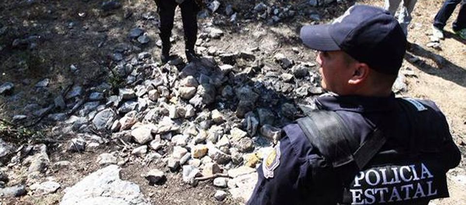 Encuentran hoguera con osamentas cerca de Cocula