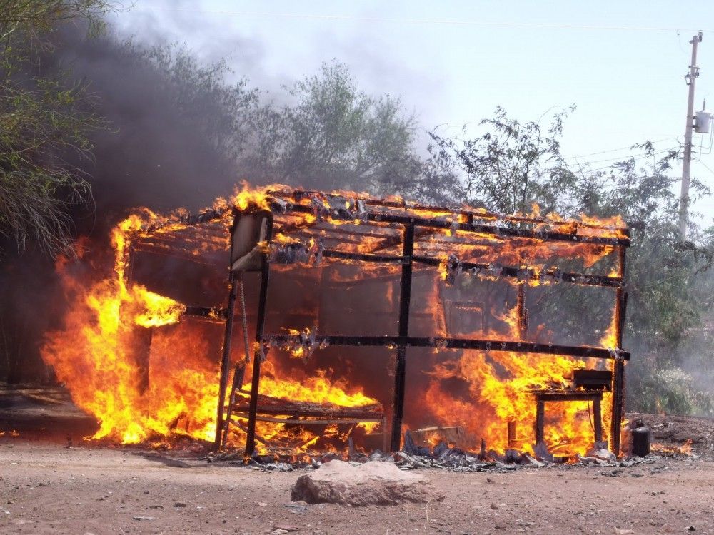 Pierden casa 7 familias por incendio en Nuevo León Pierden casa 7 familias por incendio en Nuevo León