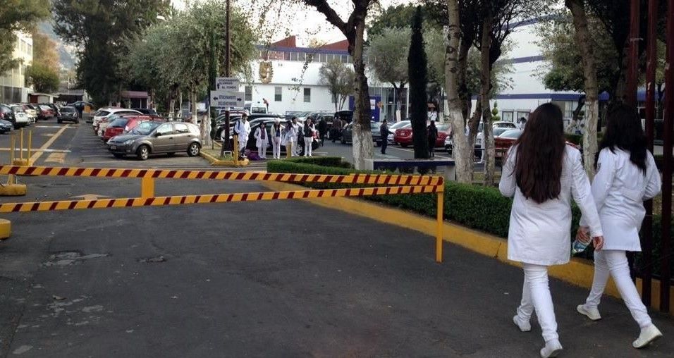 Regresan a clases tres escuelas del IPN