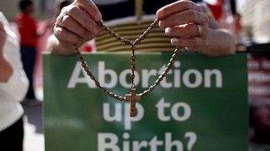 Corte aprueba quitar apoyo vital a mujer embarazada en Irlanda Corte aprueba quitar apoyo vital a mujer embarazada en Irlanda