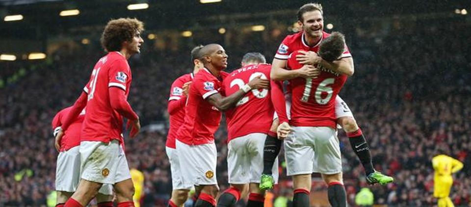 Manchester United golea en el clásico inglés Manchester United golea en el clásico inglés