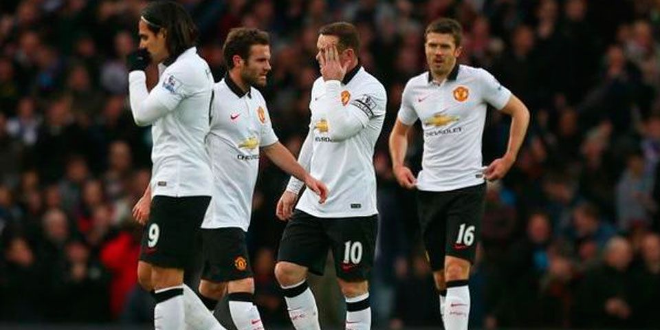 Manchester United reacciona tarde y empata con Aston Villa Manchester United reacciona tarde y empata con Aston Villa