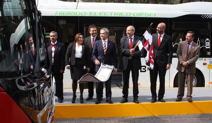 Dan banderazo a 9 unidades del Metrobús