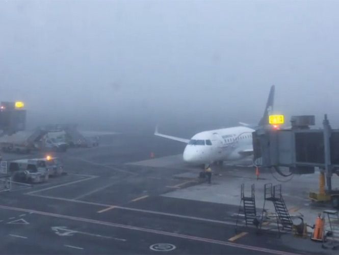 Aeropuerto de Monterrey reanuda operaciones tras densa neblina