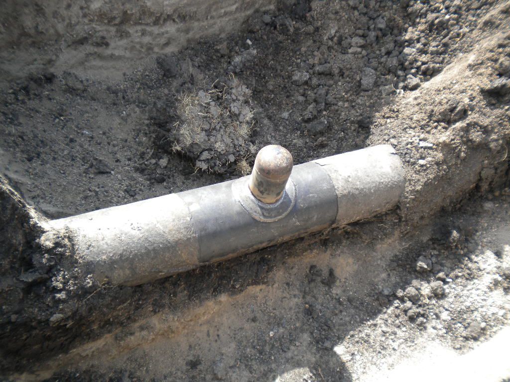 Detienen a 2 policías municipales por ordeña de combustible Detienen a 2 policías municipales por ordeña de combustible