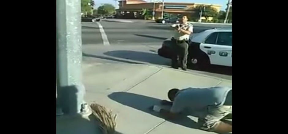 Graba detenido abuso de autoridad de la policía de California