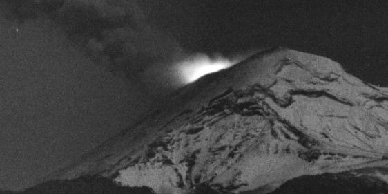 Nueva exhalación del Popocatépetl llega a 1 km de altura Nueva exhalación del Popocatépetl llega a 1 km de altura
