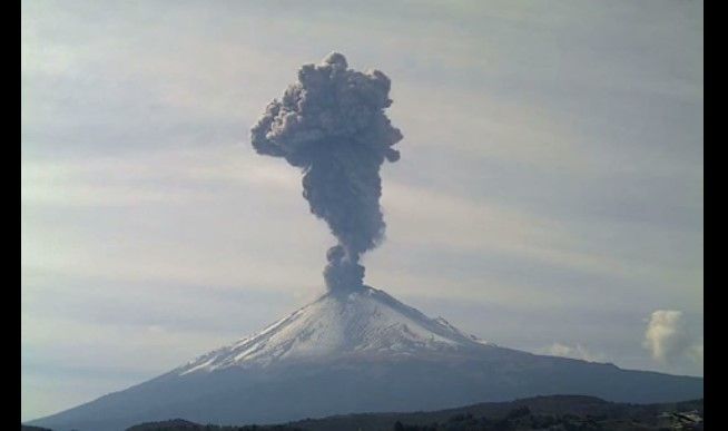 Popocatépetl registra explosión y fumarola de más de 2 kilómetros de altura Popocatépetl registra explosión y fumarola de más de 2 kilómetros de altura