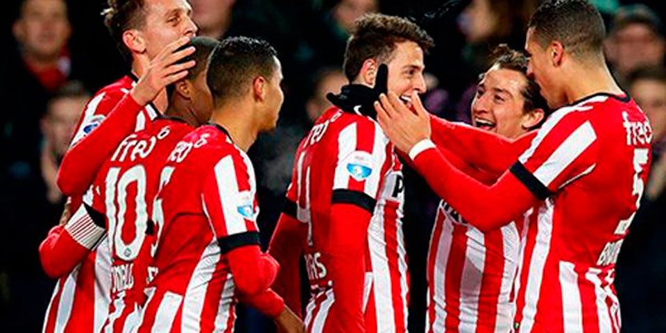 PSV y Guardado golean en la Eredivisie