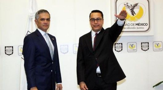 Mancera nombra nuevo contralor del DF