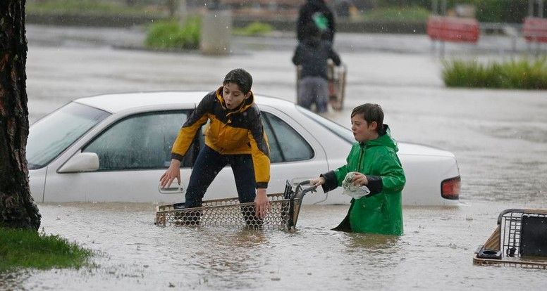 Apagones en San Francisco por fuerte tormenta Apagones en San Francisco por fuerte tormenta
