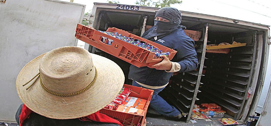 Manifestantes bloquean Autopista del Sol Manifestantes bloquean Autopista del Sol