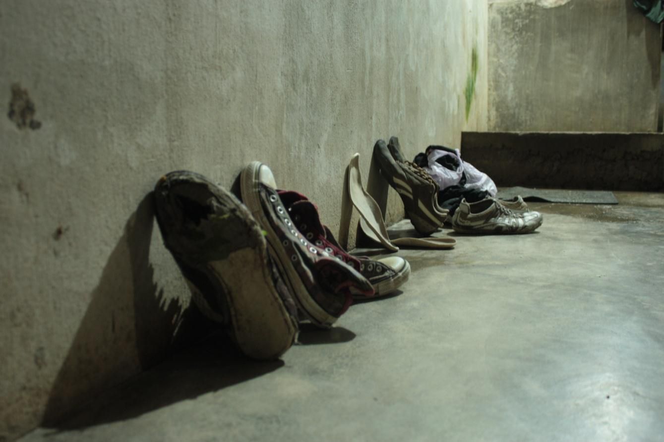 Grupo armado corta orejas de 3 individuos