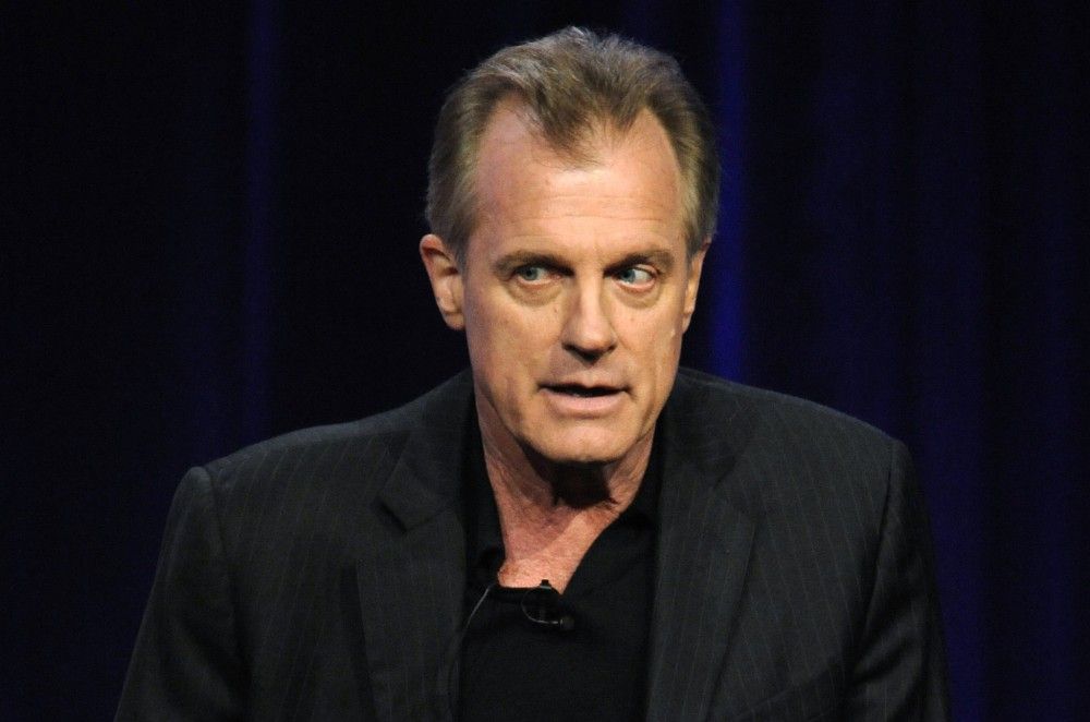 Reconoce actor Stephen Collins haber abusado de tres menores