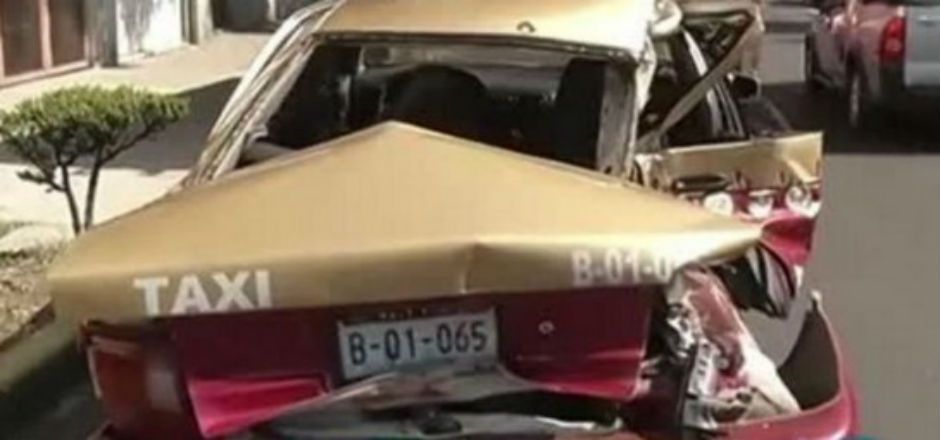 Aparatoso accidente en la colonia Narvarte Aparatoso accidente en la colonia Narvarte