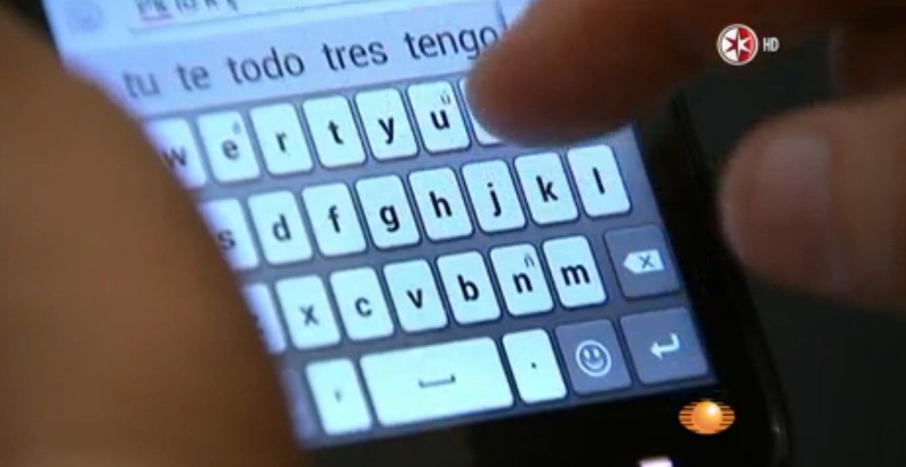 Escribir mensajes de celular mientras maneja es más peligroso que manejar ebrio
