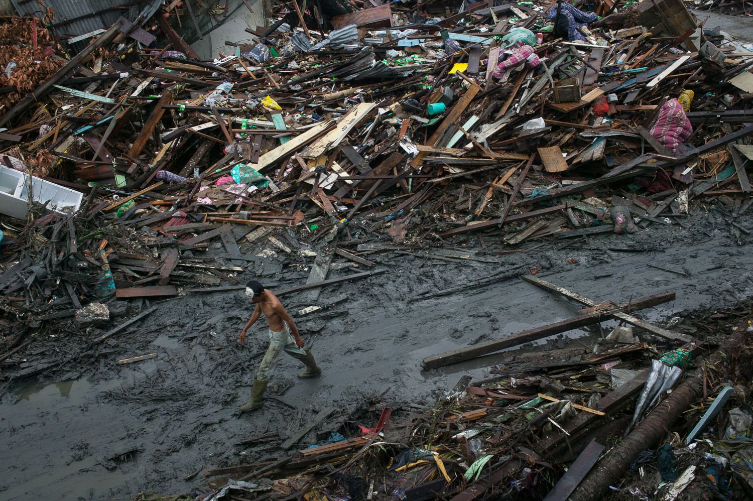 Conmemoran en Asia a víctimas del tsunami Conmemoran en Asia a víctimas del tsunami
