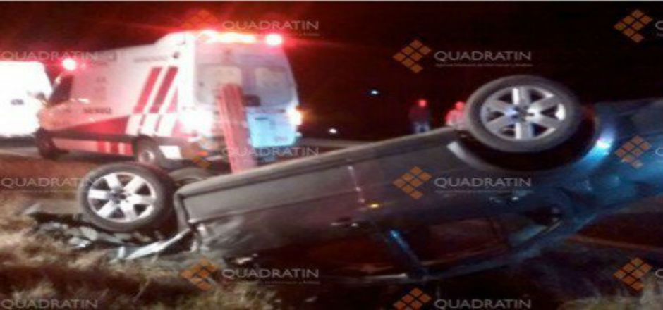 Una mujer herida por volcadura en Querétaro Una mujer herida por volcadura en Querétaro
