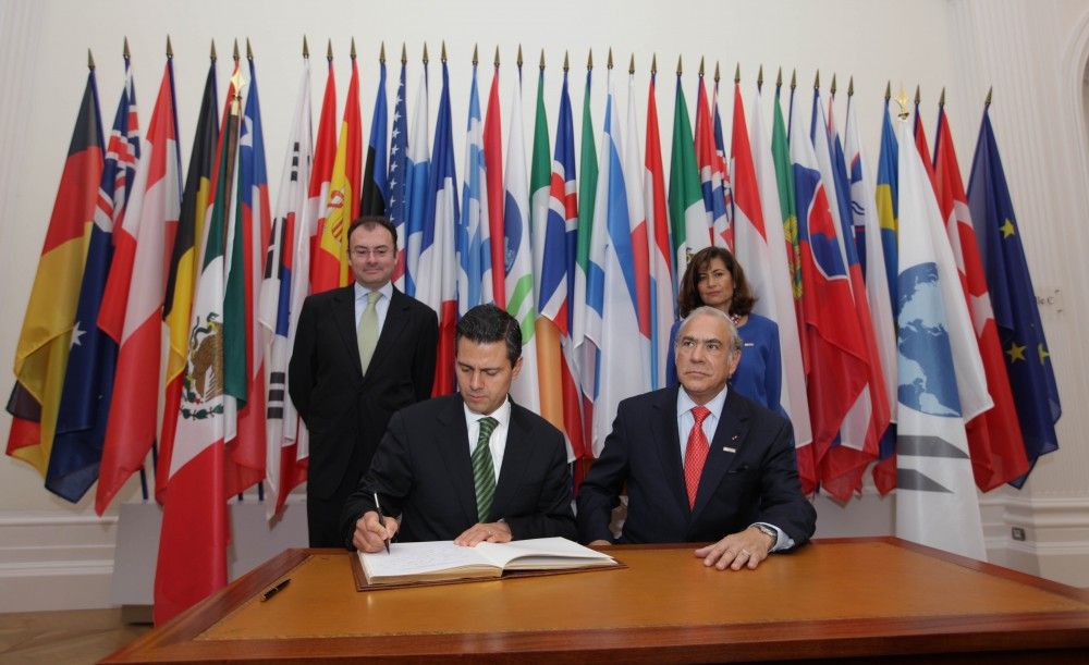 México crecería 2 por ciento más con reformas y segunda ola de cambios: OCDE