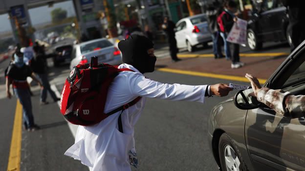 Autoridades evitarán toma de casetas de Oaxaca Autoridades evitarán toma de casetas de Oaxaca