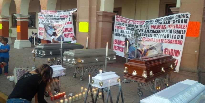 Exigen salida de la Policía Federal de Apatzingán