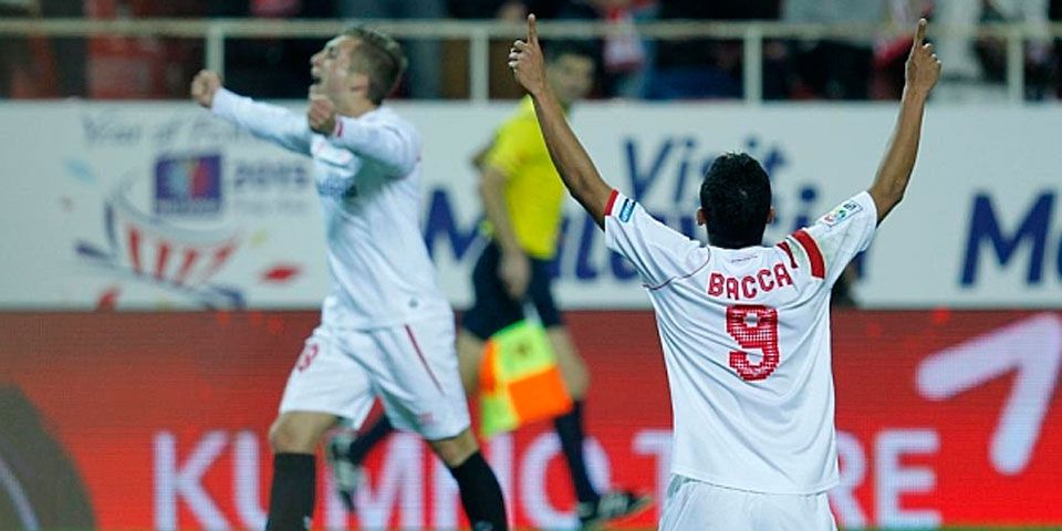 Sevilla gana con autoridad al Málaga Sevilla gana con autoridad al Málaga
