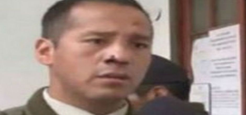 Diplomático de Venezuela muerde a policía de Bolivia Diplomático de Venezuela muerde a policía de Bolivia