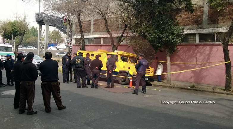 Roban y abandonan camioneta de valores en la Cuauhtémoc