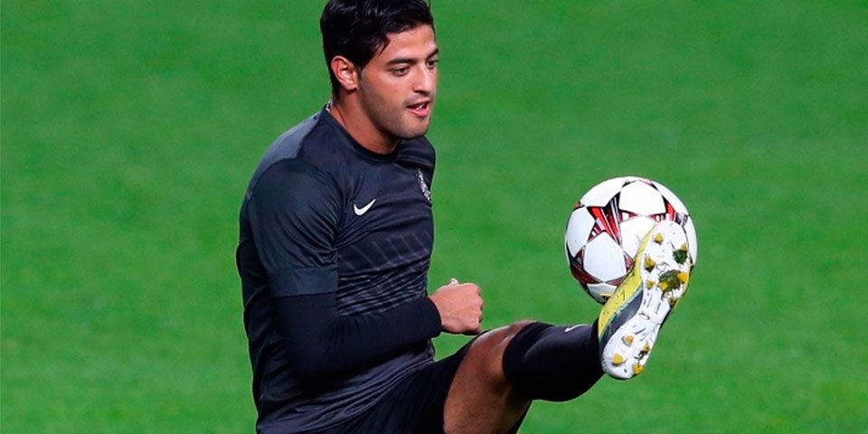 Carlos Vela vuelve a entrenar tras lesión Carlos Vela vuelve a entrenar tras lesión