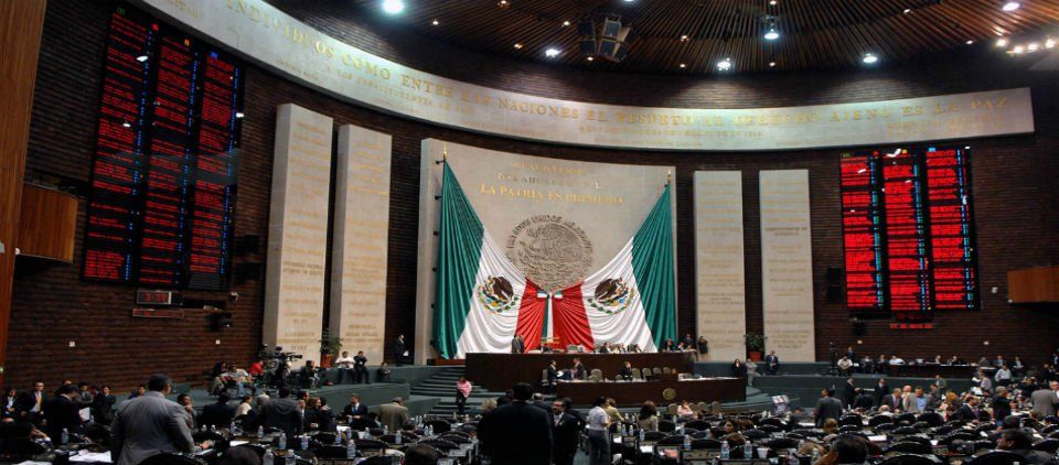 Proponen creación de becas del Fondo Mexicano Petrolero