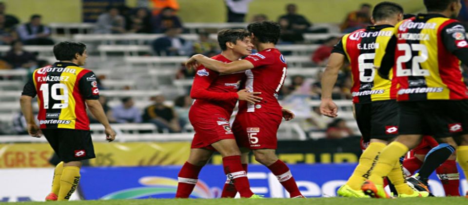 Cazan a los Leones Negros Cazan a los Leones Negros