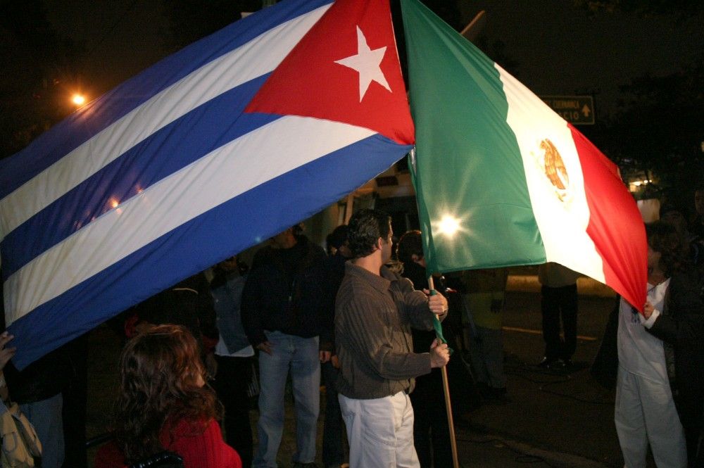 México aprueba tratados con Cuba en materia jurídica