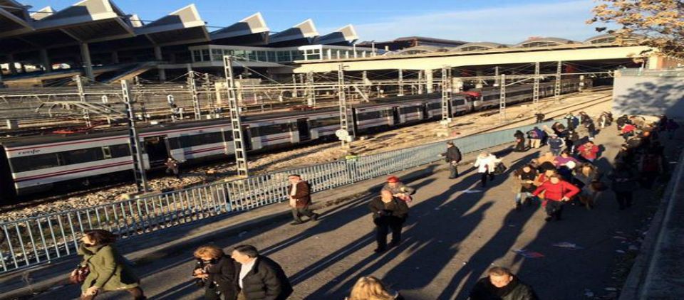Cierran estación de tren en Madrid por falsa alarma de bomba