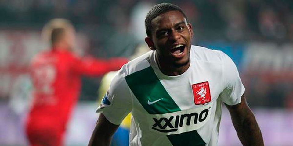 Twente gana con gol de último minuto Twente gana con gol de último minuto