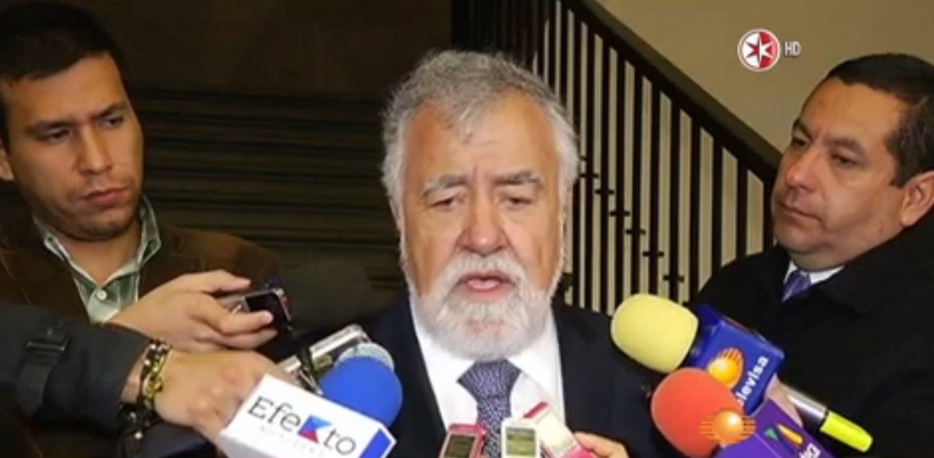 Encinas continúa con su posición crítica contra dirigencia perredista Encinas continúa con su posición crítica contra dirigencia perredista