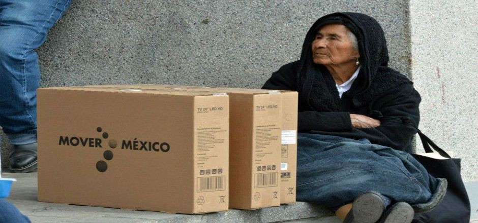 Rematan televisiones que entregó el gobierno Rematan televisiones que entregó el gobierno