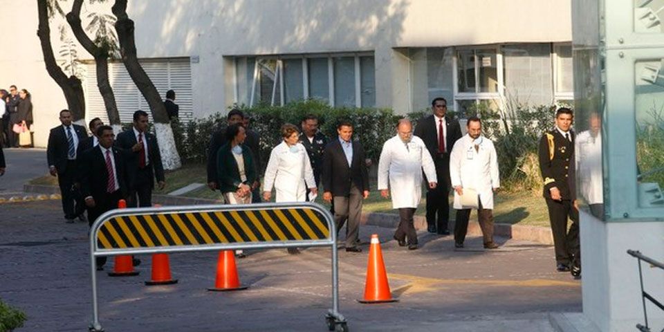 Visita Peña Nieto a afectados por explosión Visita Peña Nieto a afectados por explosión