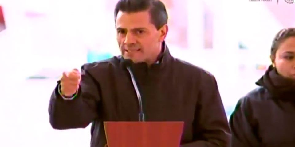 Entrega Peña Nieto obras en Ciudad Juárez