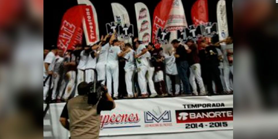 ¡Culiacán alza la décima! ¡Culiacán alza la décima!